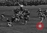Immagine di Partita di calcio Ithaca New York USA, 1938, secondo 15 filmato di repertorio 65675043745