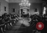 Immagine di Sfilata di moda Regno Unito, 1962, secondo 34 filmato di repertorio 65675043750