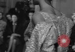 Immagine di Sfilata di moda Regno Unito, 1962, secondo 47 filmato di repertorio 65675043750
