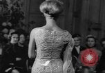 Immagine di Sfilata di moda Regno Unito, 1962, secondo 50 filmato di repertorio 65675043750