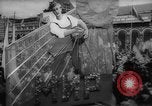 Immagine di Giorno di maggio celebrazione Mosca Russia Unione Sovietica, 1961, secondo 53 filmato di repertorio 65675043752