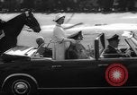 Immagine di La regina Elisabetta II Italia, 1961, secondo 13 filmato di repertorio 65675043753