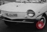 Immagine di Amphicar Auto anfibia Germania, 1961, secondo 6 filmato di repertorio 65675043755