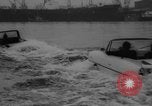 Immagine di Amphicar Auto anfibia Germania, 1961, secondo 26 filmato di repertorio 65675043755