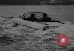 Immagine di Amphicar Auto anfibia Germania, 1961, secondo 28 filmato di repertorio 65675043755