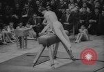 Immagine di Campionato di ginnastica Germania, 1961, secondo 16 filmato di repertorio 65675043756