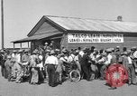 Immagine di Texas rush di olio Talco Texas USA, 1936, secondo 17 filmato di repertorio 65675043761