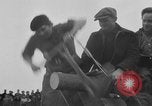 Standbild woodchoppers Skytop Pennsylvania USA, 1936, aus Sekunde 49 historischem Filmmaterial Videoclip 65675043763