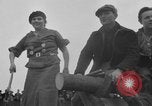 Standbild woodchoppers Skytop Pennsylvania USA, 1936, aus Sekunde 51 historischem Filmmaterial Videoclip 65675043763
