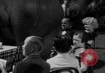 Standbild Zwerg Trainer San Diego California USA, 1936, aus Sekunde 16 historischem Filmmaterial Videoclip 65675043765