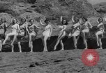 Standbild junge Frauen Phoenix Arizona USA, 1936, aus Sekunde 10 historischem Filmmaterial Videoclip 65675043766