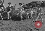 Standbild junge Frauen Phoenix Arizona USA, 1936, aus Sekunde 27 historischem Filmmaterial Videoclip 65675043766