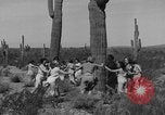 Standbild junge Frauen Phoenix Arizona USA, 1936, aus Sekunde 36 historischem Filmmaterial Videoclip 65675043766