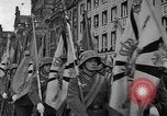 Image Adolf Hitler arrive à Nuremberg pour congrès du parti Nazi Nuremberg ALLEMAGNE, 1937, de la seconde 32 séquences d'archives historiques vidéo 65675043773