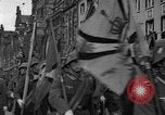 Image Adolf Hitler arrive à Nuremberg pour congrès du parti Nazi Nuremberg ALLEMAGNE, 1937, de la seconde 37 séquences d'archives historiques vidéo 65675043773
