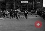 Image Adolf Hitler arrive à Nuremberg pour congrès du parti Nazi Nuremberg ALLEMAGNE, 1937, de la seconde 46 séquences d'archives historiques vidéo 65675043773