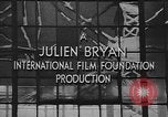 Standbild Community Advisory Service Center Bridgeport Connecticut USA, 1949, aus Sekunde 34 historischem Filmmaterial Videoclip 65675043774