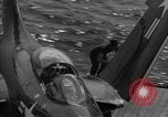 Immagine di F9F Panther getti Corea, 1950, secondo 22 filmato di repertorio 65675043798