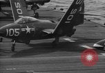 Immagine di F9F Panther getti Corea, 1950, secondo 30 filmato di repertorio 65675043798