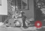 Immagine di Backyard fallout shelter United States USA, 1950, secondo 6 filmato di repertorio 65675043805