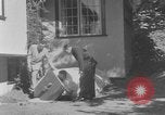Immagine di Backyard fallout shelter United States USA, 1950, secondo 9 filmato di repertorio 65675043805