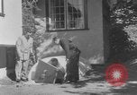 Immagine di Backyard fallout shelter United States USA, 1950, secondo 10 filmato di repertorio 65675043805
