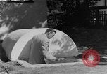 Immagine di Backyard fallout shelter United States USA, 1950, secondo 33 filmato di repertorio 65675043805