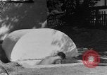 Immagine di Backyard fallout shelter United States USA, 1950, secondo 35 filmato di repertorio 65675043805