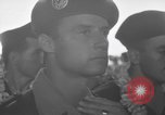 Standbild französische Truppen Oahu Hawaii USA, 1954, aus Sekunde 36 historischem Filmmaterial Videoclip 65675043820