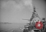 Standbild USS Los Angeles Yokosuka in Japan, 1951, aus Sekunde 17 historischem Filmmaterial Videoclip 65675043825