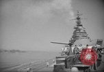Standbild USS Los Angeles Yokosuka in Japan, 1951, aus Sekunde 19 historischem Filmmaterial Videoclip 65675043825