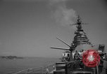 Standbild USS Los Angeles Yokosuka in Japan, 1951, aus Sekunde 23 historischem Filmmaterial Videoclip 65675043825