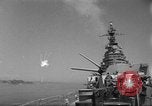 Standbild USS Los Angeles Yokosuka in Japan, 1951, aus Sekunde 29 historischem Filmmaterial Videoclip 65675043825