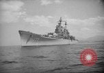 Standbild USS Los Angeles Yokosuka in Japan, 1951, aus Sekunde 39 historischem Filmmaterial Videoclip 65675043825