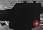 Standbild USA Segler Pazifik, 1942, aus Sekunde 34 historischem Filmmaterial Videoclip 65675043828