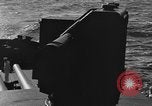 Standbild USA Segler Pazifik, 1942, aus Sekunde 36 historischem Filmmaterial Videoclip 65675043828