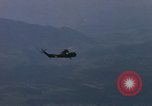Standbild gunner Unterstützung Vietnam, 1966, aus Sekunde 31 historischem Filmmaterial Videoclip 65675043835