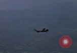 Standbild gunner Unterstützung Vietnam, 1966, aus Sekunde 38 historischem Filmmaterial Videoclip 65675043835