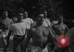 Standbild Reparatur beschädigter Bogen der italienischen Zerstörer Ugolino Vivaldi Italien, 1940, aus Sekunde 38 historischem Filmmaterial Videoclip 65675043843