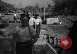 Standbild Reparatur beschädigter Bogen der italienischen Zerstörer Ugolino Vivaldi Italien, 1940, aus Sekunde 59 historischem Filmmaterial Videoclip 65675043843