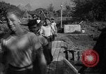 Standbild Reparatur beschädigter Bogen der italienischen Zerstörer Ugolino Vivaldi Italien, 1940, aus Sekunde 62 historischem Filmmaterial Videoclip 65675043843