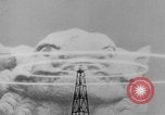 Standbild Angriff auf Pearl Harbor Pearl Harbor Hawaii USA, 1941, aus Sekunde 53 historischem Filmmaterial Videoclip 65675043850