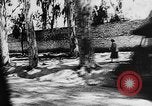 Standbild deutsche Truppen capture Kreta und britischen Gefangenen Kreta Griechenland, 1941, aus Sekunde 30 historischem Filmmaterial Videoclip 65675043853