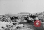 Standbild deutsche Truppen capture Kreta und britischen Gefangenen Kreta Griechenland, 1941, aus Sekunde 36 historischem Filmmaterial Videoclip 65675043853