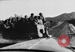 Standbild deutsche Truppen capture Kreta und britischen Gefangenen Kreta Griechenland, 1941, aus Sekunde 60 historischem Filmmaterial Videoclip 65675043853