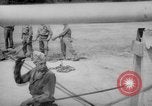 Standbild US-Soldaten durchlaufen stevedores Ausbildung als Fort Dix New Jersey USA, 1942, aus Sekunde 48 historischem Filmmaterial Videoclip 65675043867