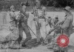 Standbild US-Soldaten durchlaufen stevedores Ausbildung als Fort Dix New Jersey USA, 1942, aus Sekunde 49 historischem Filmmaterial Videoclip 65675043867