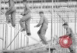Standbild USA Fallschirmjäger Fort Benning Georgia USA, 1942, aus Sekunde 12 historischem Filmmaterial Videoclip 65675043869