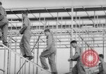 Standbild USA Fallschirmjäger Fort Benning Georgia USA, 1942, aus Sekunde 13 historischem Filmmaterial Videoclip 65675043869