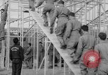 Standbild USA Fallschirmjäger Fort Benning Georgia USA, 1942, aus Sekunde 14 historischem Filmmaterial Videoclip 65675043869